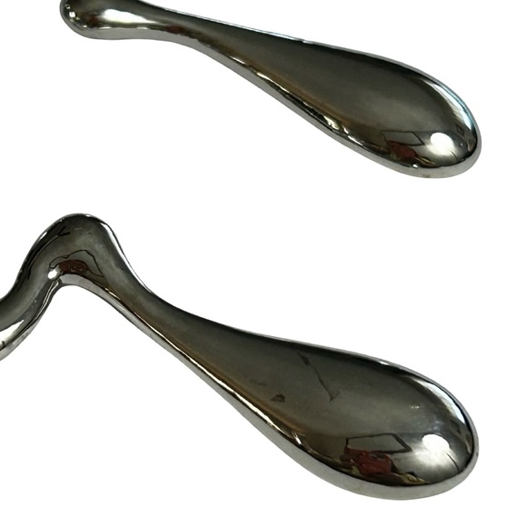 PrettyLittle Thing Silver Abstract Curved Drop Statement Earrings - Picture 4 of 4